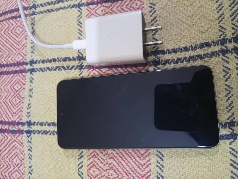 Google pixel 8 5