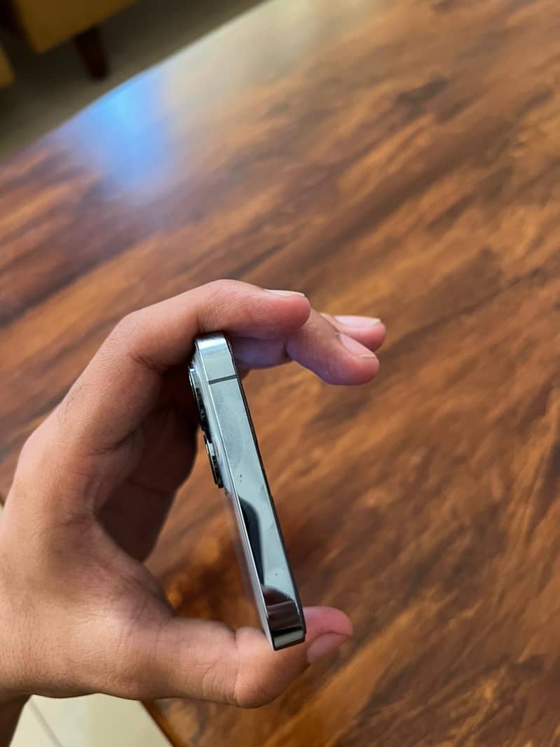 IPhone 13 PRO MAX 5
