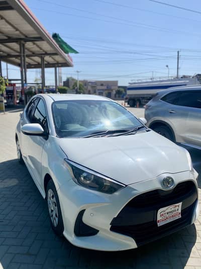 Toyota Yaris 1.0 X key start 2023/26