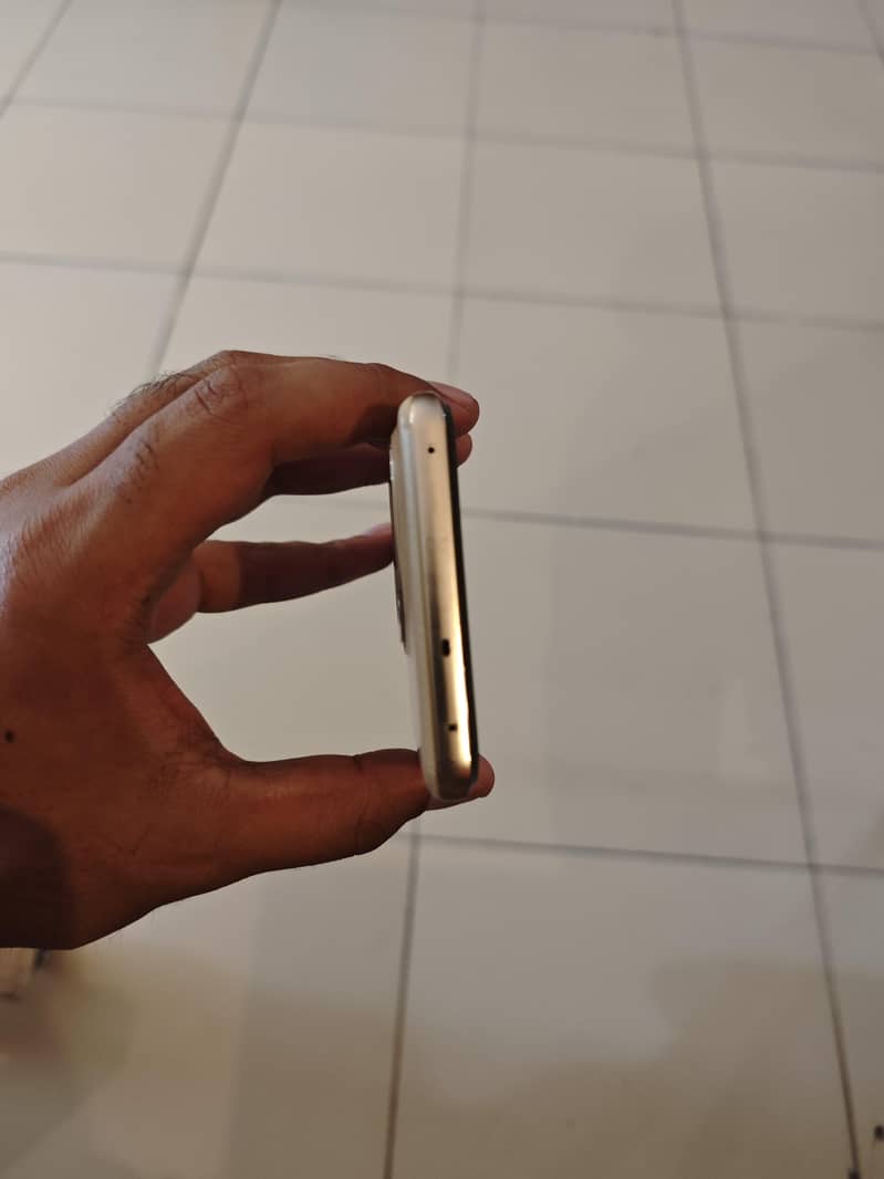 Realme 16 Pro Plus 6