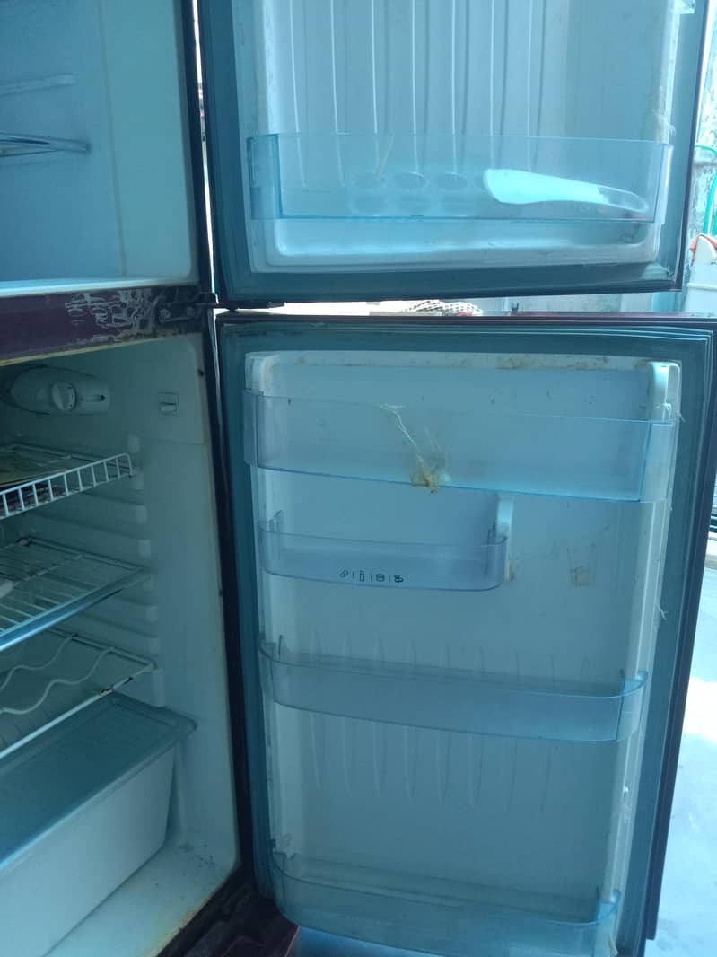 Orient fridge 3