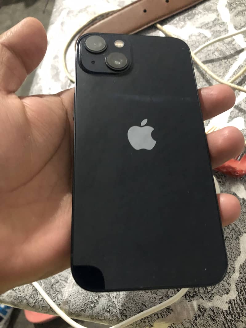 Apple iPhone 13 1