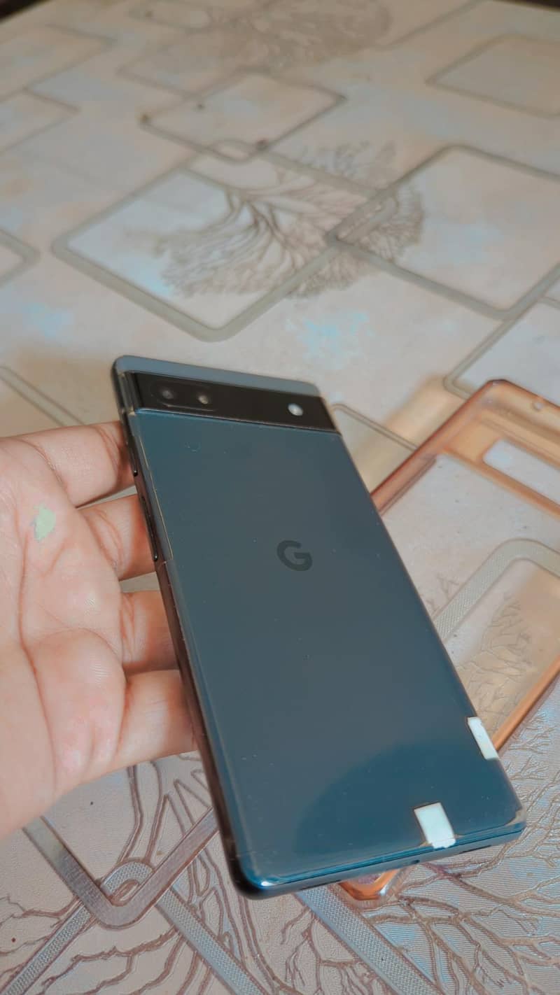 Google Pixel 6A 5