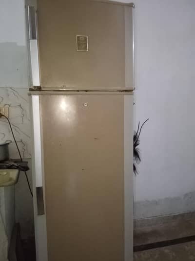 Dawlance fridge for sale working 10/10