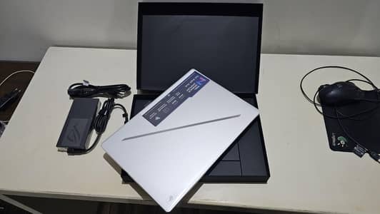 ASUS ROG Zephyrus G16 RTX 5080 64GB