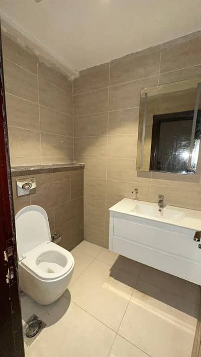Abubkar Blok 7 Marla Ground Portion With Gas Good Condition Proper 2 Bedroom Attach Washroom Plus During Room For Rent