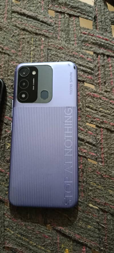 Tecno Spark 8C