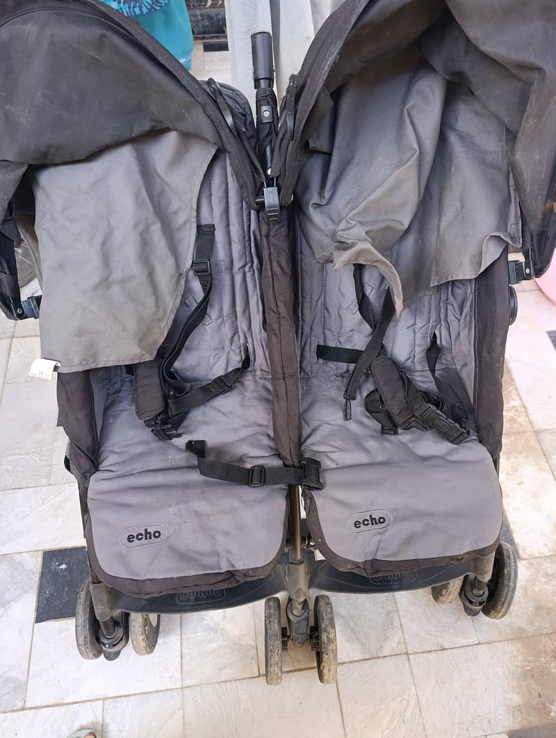 Twin pram 2