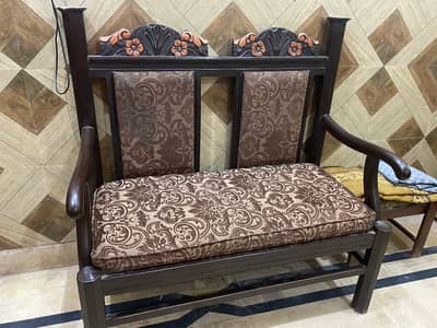 Palish paint seater