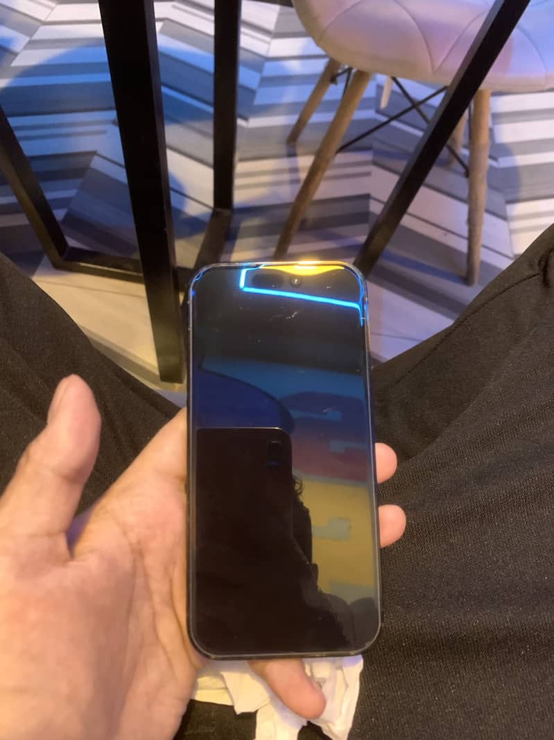 iPhone 14 Pro 4