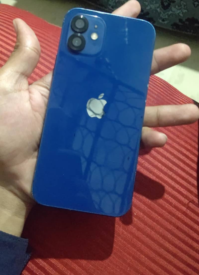 iPhone 12 0