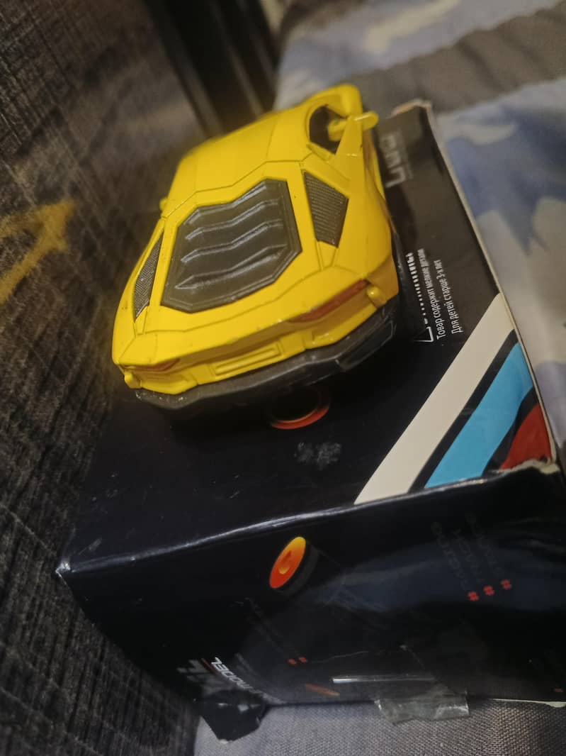 Diecast Lamborghini 1
