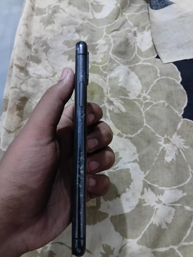 IPhone XS 4