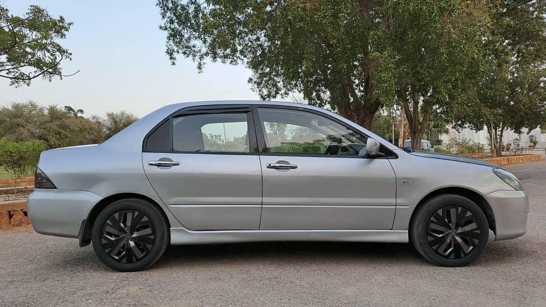 Lancer glx 9