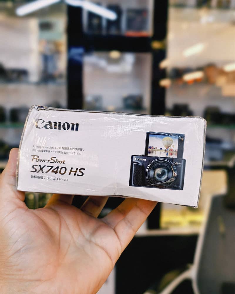 Canon SX740 HS Powershot Digital Camera 4