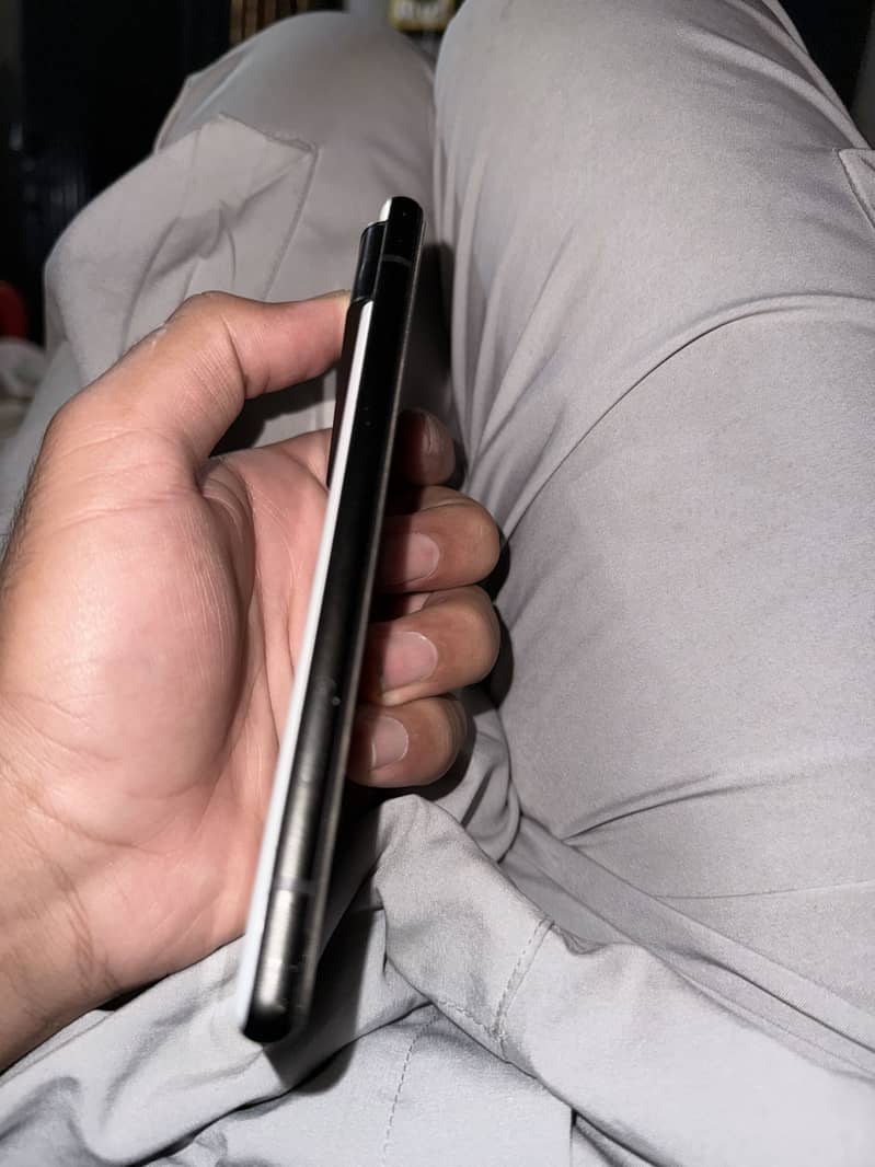 Google pixel 6 4