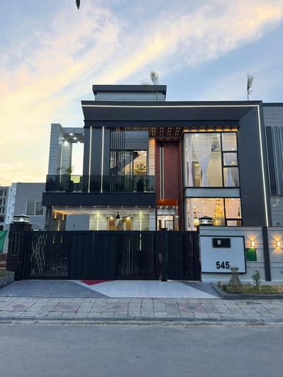 10.66 Marla Ultra Modern House 60 Feet Road Lahore