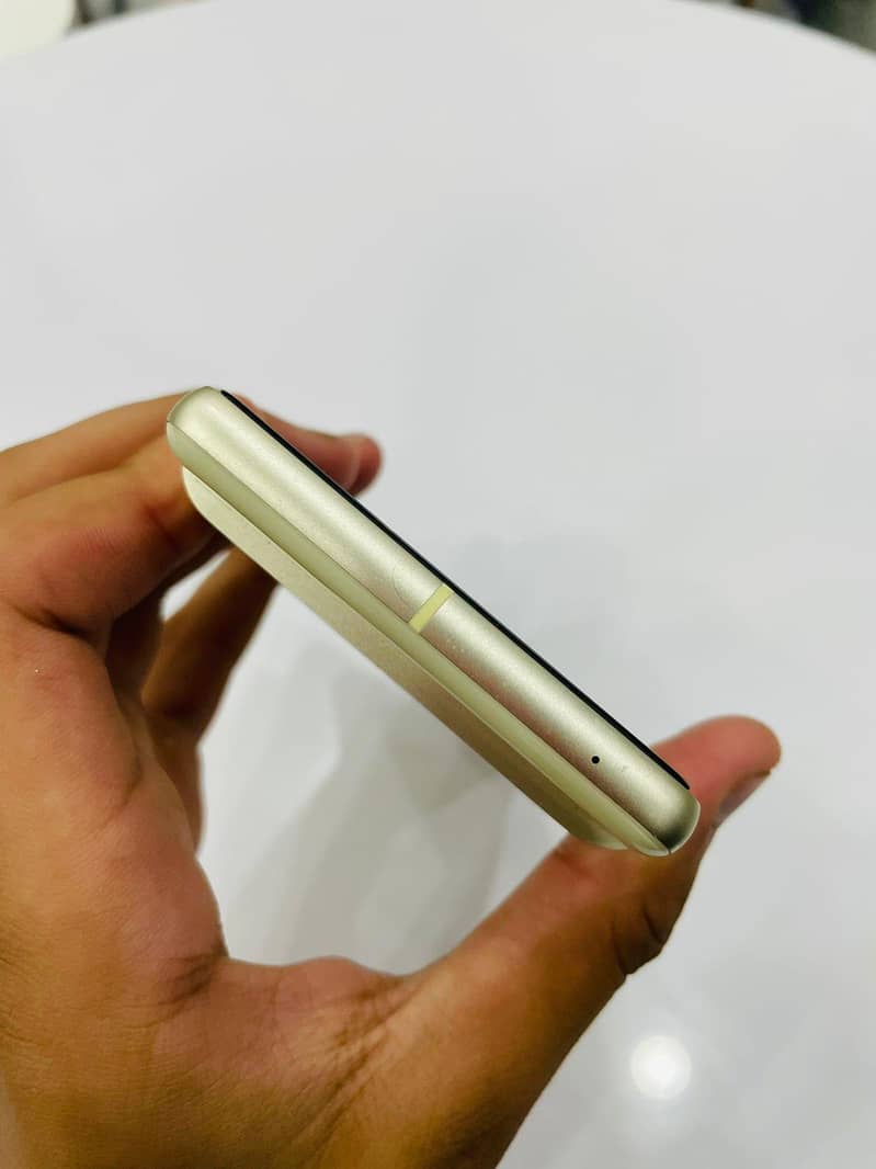 Google pixel 7 2