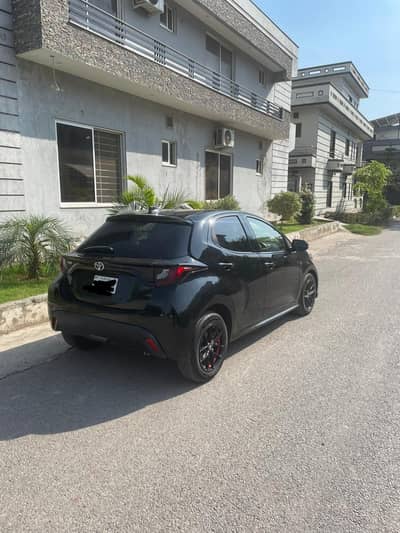 Toyota Yaris (Hatch back)
