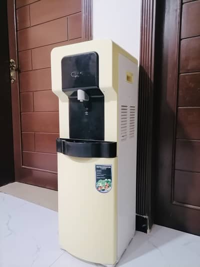 Water Dispenser