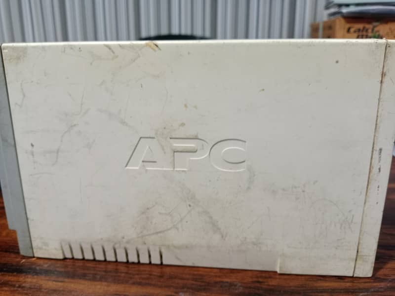 APC ups for laptop computer 1