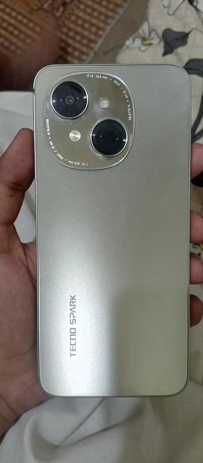 Tecno Spark Go 1