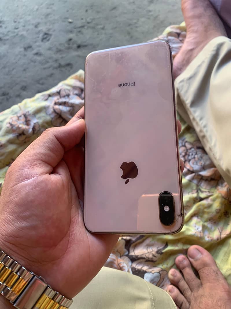 iPhone XS Max 0