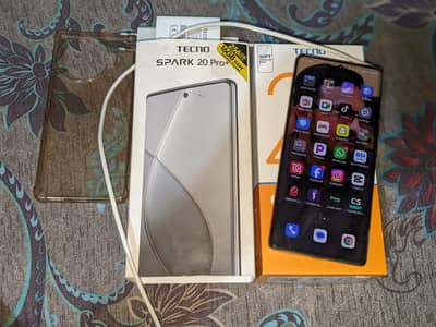 Tecno spark 20 pro plus 16 256 with box charger