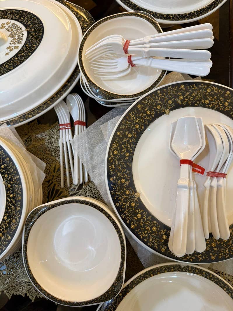 Dinner Set 3