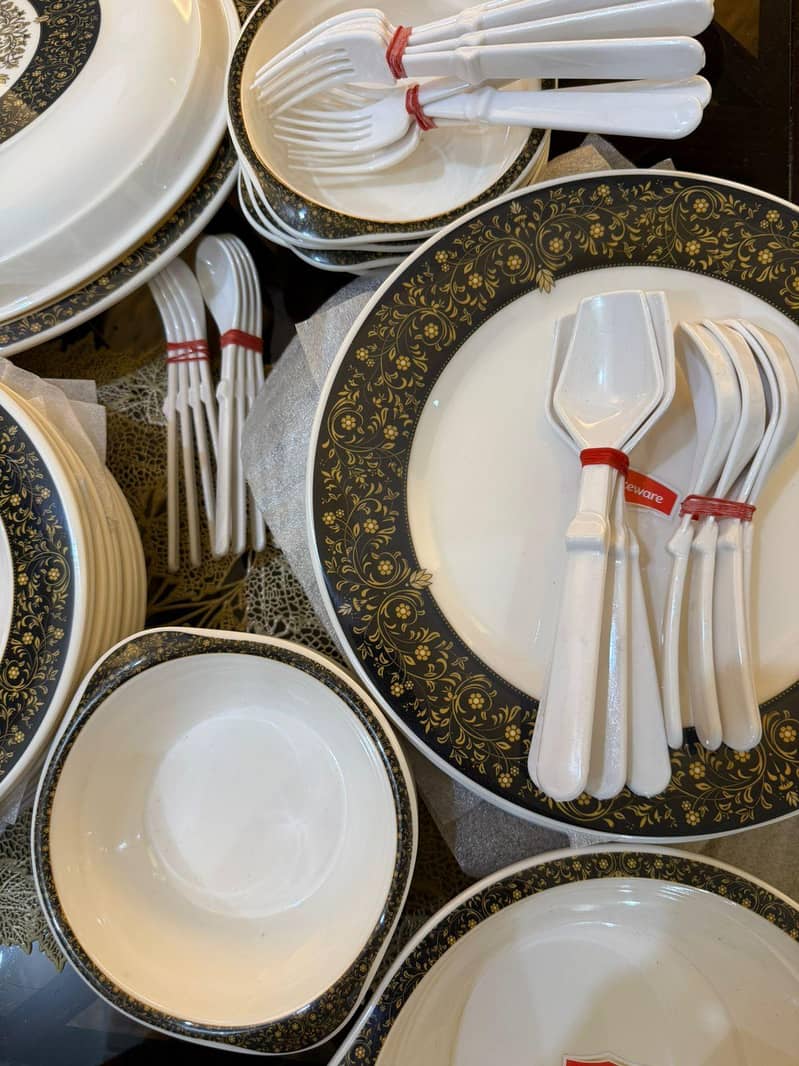 Dinner Set 5
