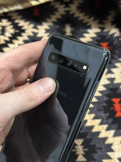 Samsung S10 5G 12/256 GB Pta Approved