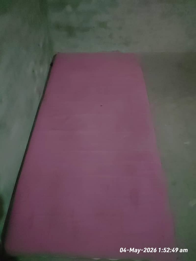 Single Bed with matress 4