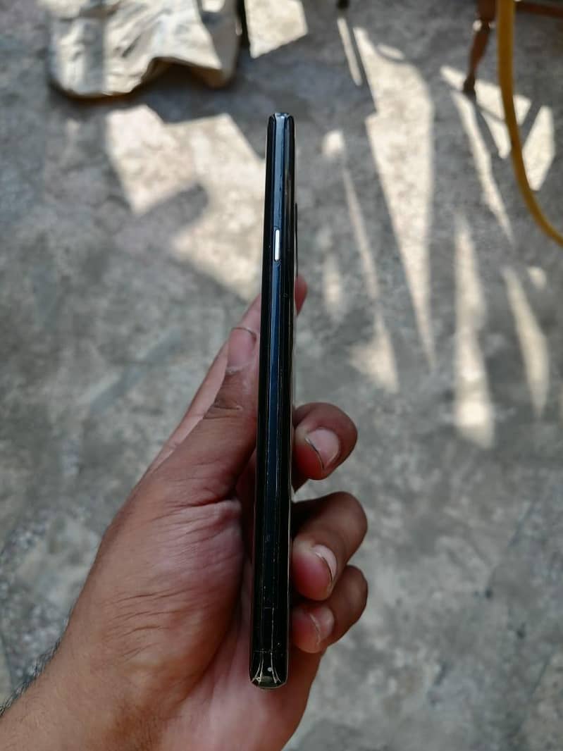SAMSUNG NOTE 9 3