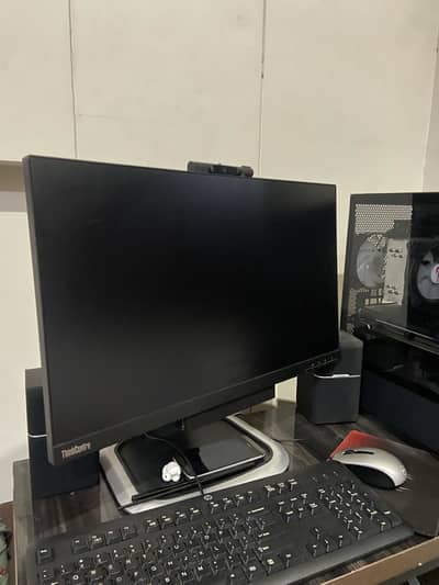 24 inch 75hz monitor IPS A grade 10/10 condition