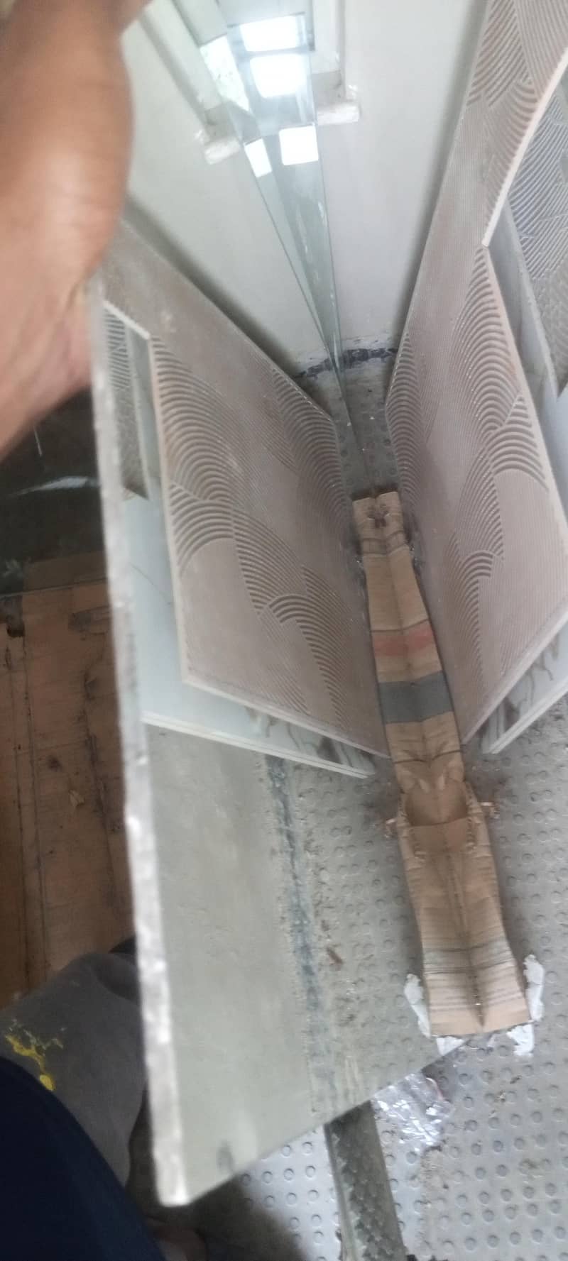 mirror 5