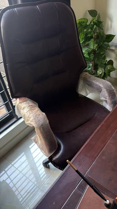 Executive table and Executive chair