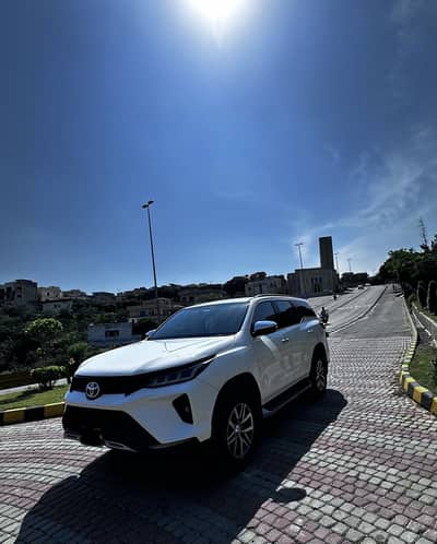 Toyota Fortuner 2.8 L diesel
