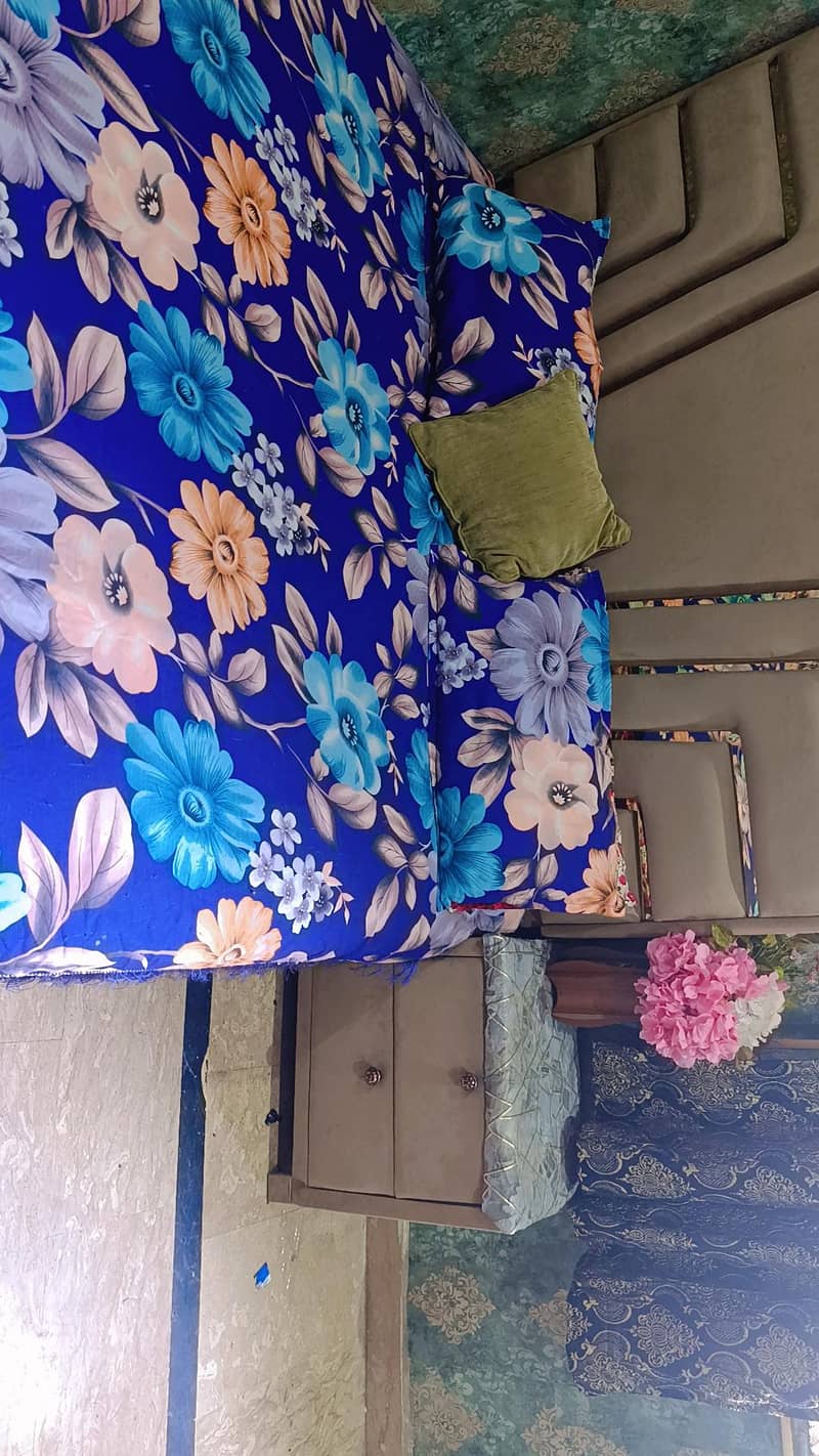 king size bed 1