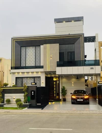 10 Marla Single Storey Beautiful House For Sale