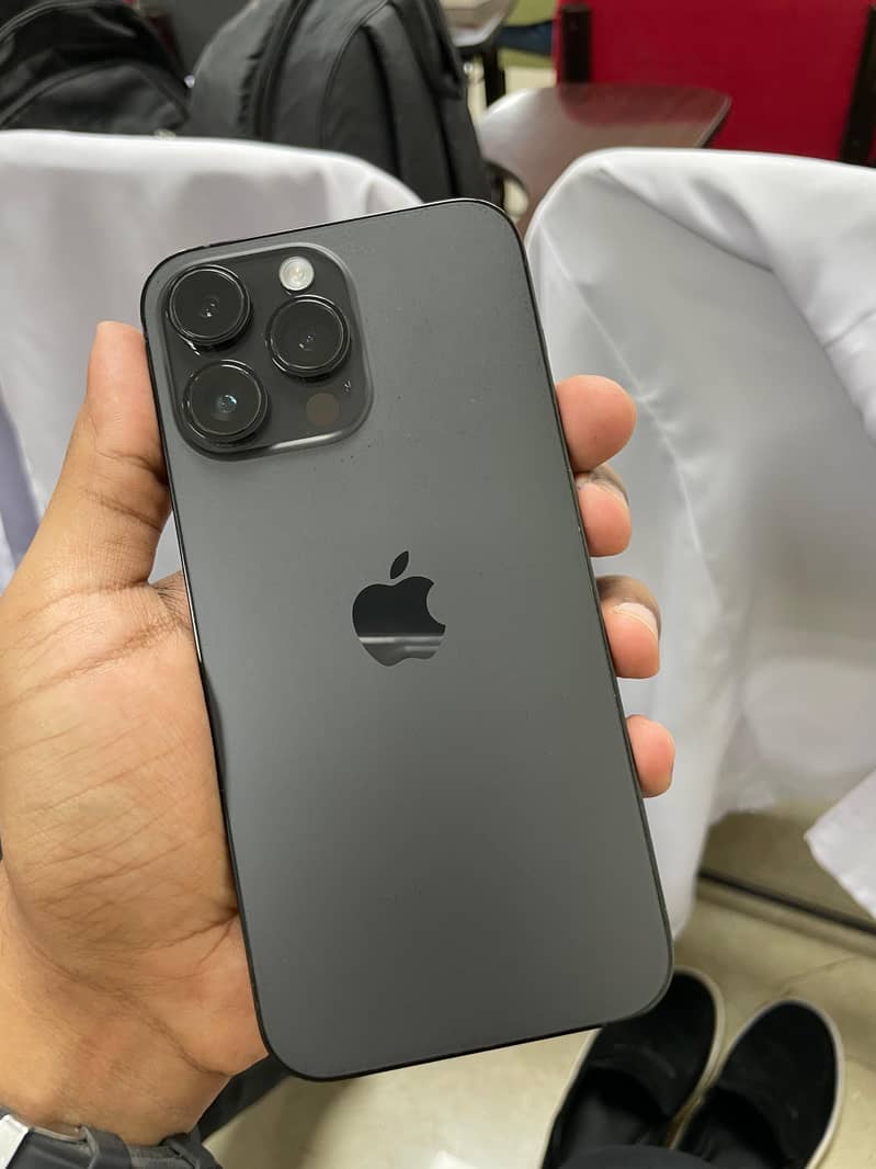 IPhone 14 Pro Max 1