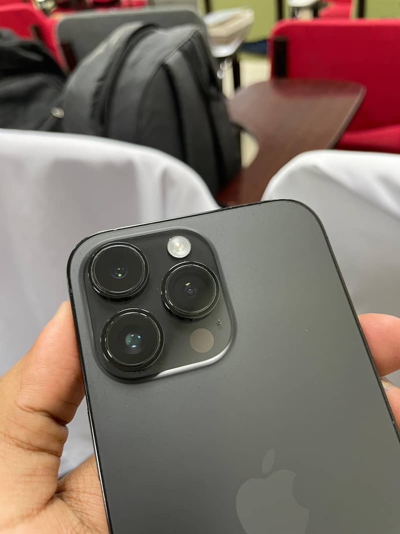 IPhone 14 Pro Max 3