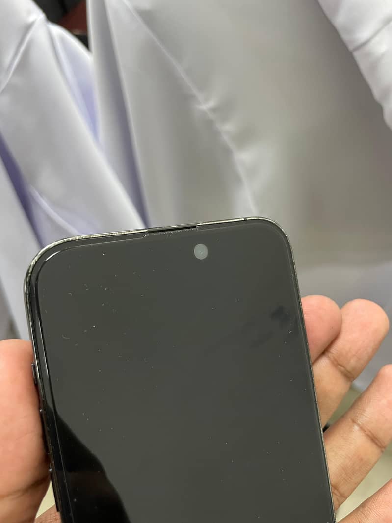 IPhone 14 Pro Max 4