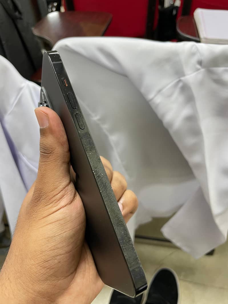 IPhone 14 Pro Max 7