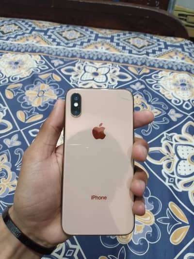 iPhone XS Non-PTA – All Working | Minor Back Crack | 20K Negotiable