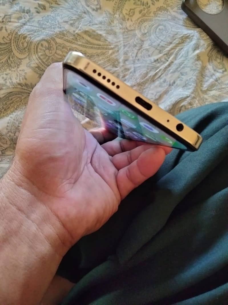 Tecno spark 30pro 3
