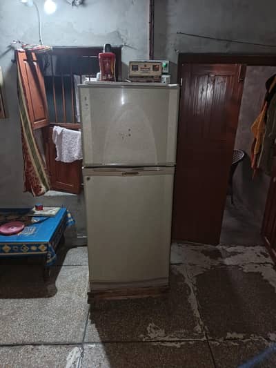 Dawlance fridge