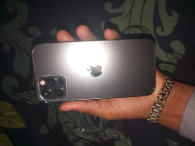 iphone 12 pro 128  btry 87