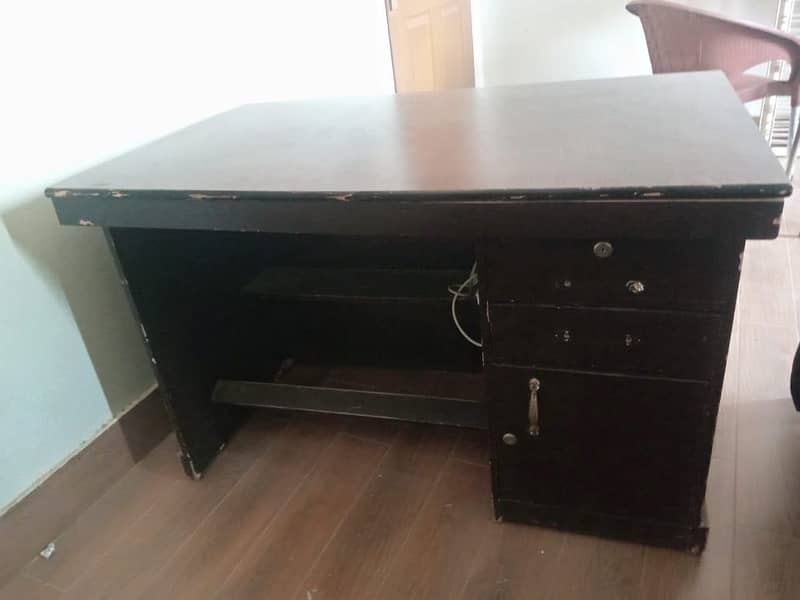 Office table 1