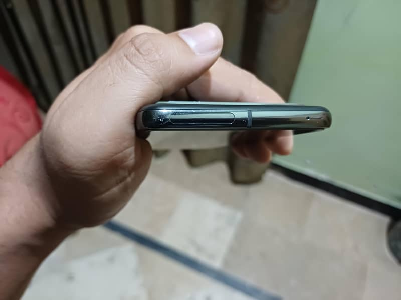 Google Pixel 8 Pro 3