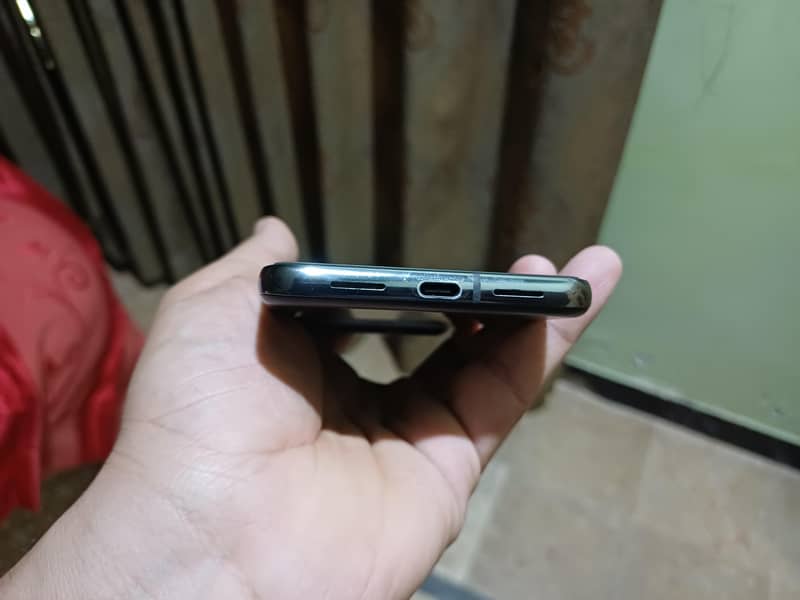 Google Pixel 8 Pro 4